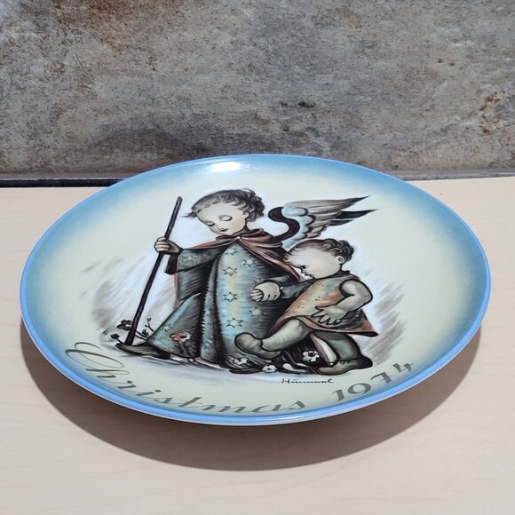 Schmid Hummel Christmas 1974 The Guardian Angel Decorative Wall Hanging Plate - Picture 10 of 11